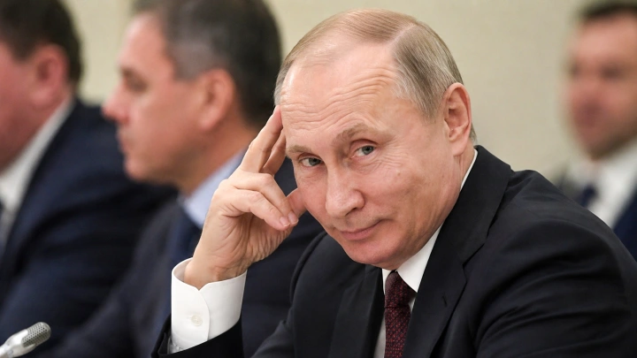 Девушка захотела стать главой всего. Путин поддержал: Приходите на моё место