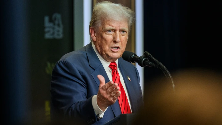 Bloomberg выдвигает свою версию, почему Трамп отправил спецпосланника в Москву