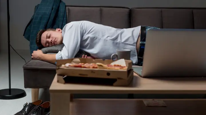 Предвестники невралгии: речь идет о движении или разговорах во сне