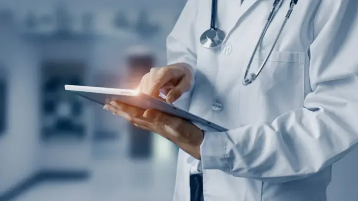 Оскорбившая бойцов СВО блогерша отправлена на лечение в психоневрологический диспансер