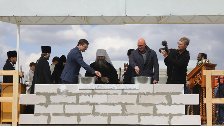В Дивееве заложили капсулу с грамотой на строительстве православного центра