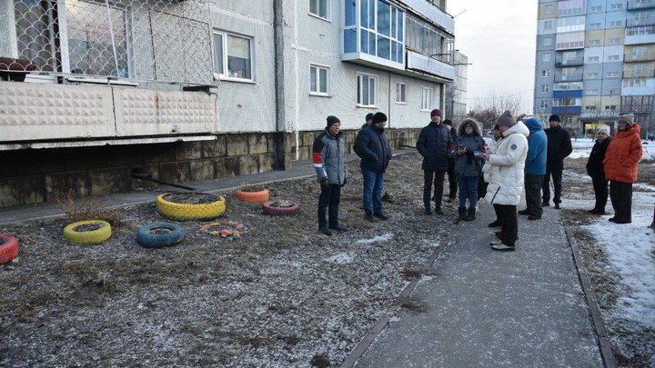 Войну лебедям и клумбам объявили в кузбасском городе Белово