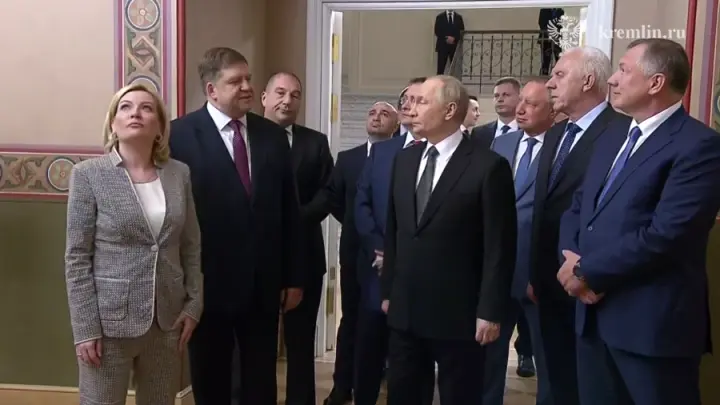 Путину показали обновлённое здание консерватории в Петербурге. И класс единственной в России кафедры древнерусского певческого искусства