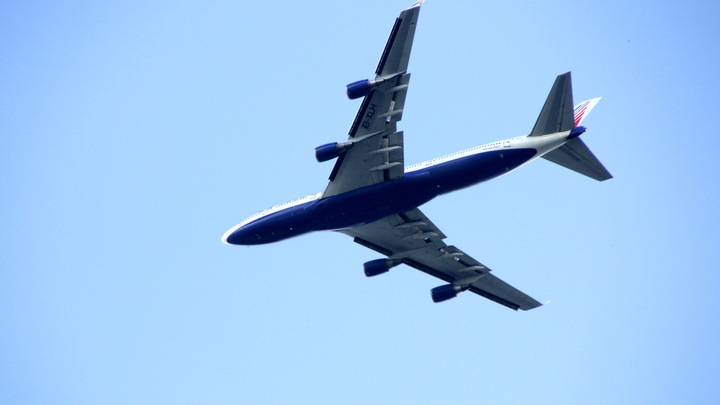 Россия помогла летящим в США и Канаду самолётам в условиях американского сбоя