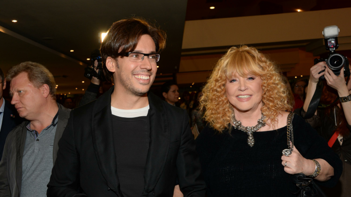 Отреклись от России и сбежали: У кого из звёзд-русофобов самая дорогая недвижимость за рубежом