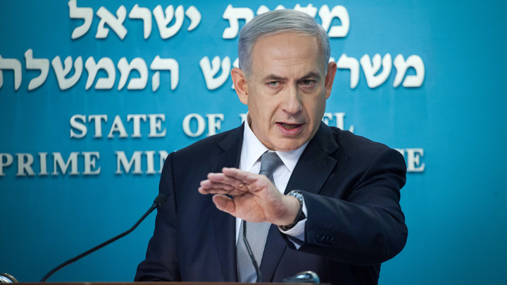 Нетаньяху втянули в скандал - в МИД Израиля нагрянули силовики. Виной всему паспорт сына премьера