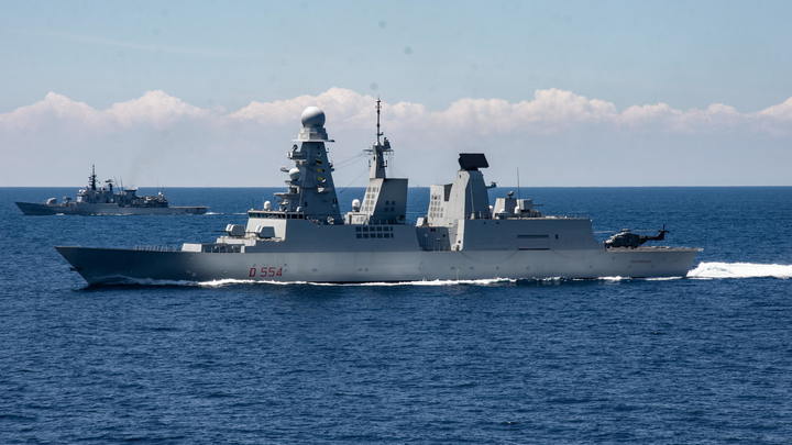 Британия не может справиться с хуситами. В Лондоне признали слабость своего военного флота