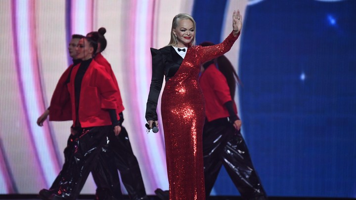 Отдала всё, что нажито: Задержана соучастница группировки, укравшей у Долиной 200 млн: Все следы ведут на Украину