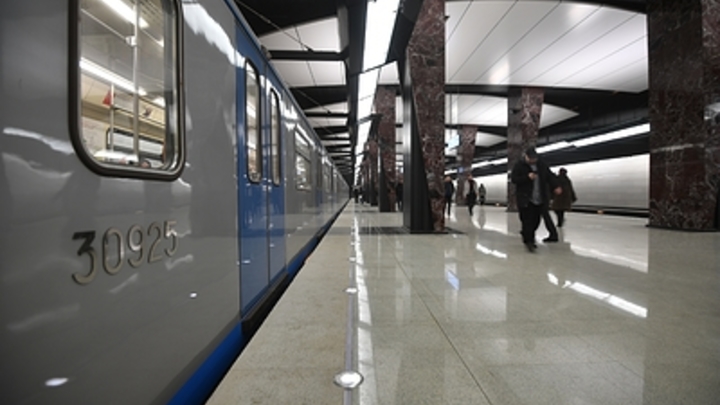 ″Мы словно шпроты ехали″: Пассажир спровоцировал сбой в метро Москвы