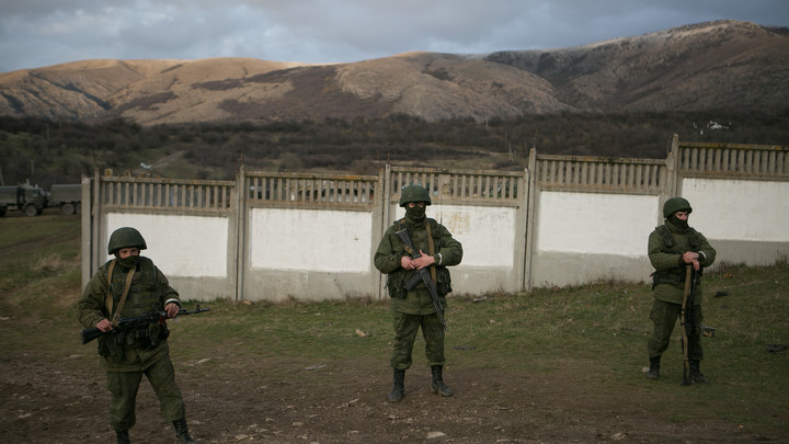 Выработать чувство взаимопомощи: Как солдат учат быть героями