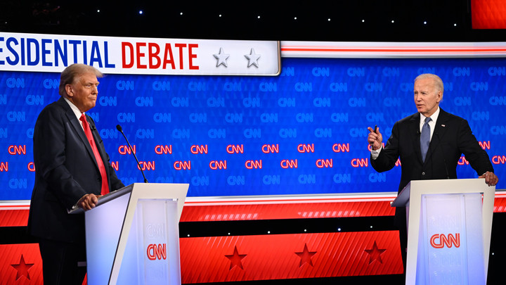 В Вашингтоне агрессивная паника: Трамп безответно побил все бесчисленные проблемы Байдена