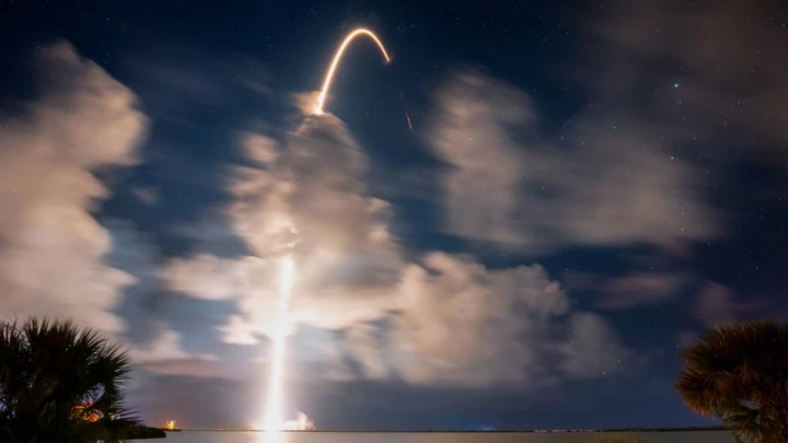 Китай готовится снести Starlink: В войну на орбите вступят сотни спутников