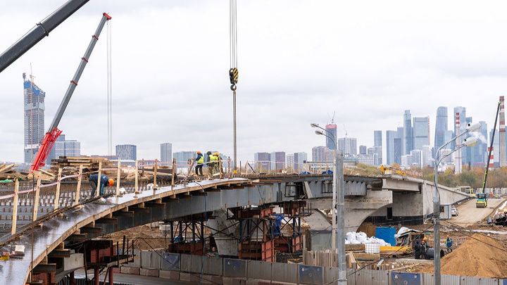 Собянин сообщил, какие эстакады и мосты появятся в Мнёвниковской пойме