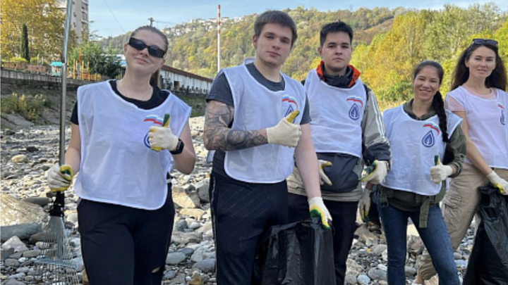 В Сочи в общегородском субботнике приняли участие более 3000 человек