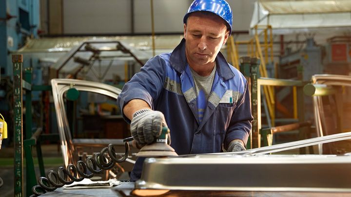 В Москве создан межотраслевой кластер электромобилестроения - Собянин