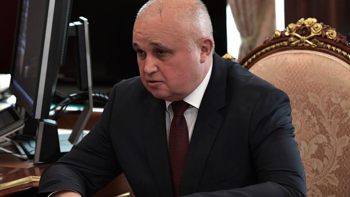 Уволен спустя один день: На Кузбассе новый мэр закатил банкет в разгар траура