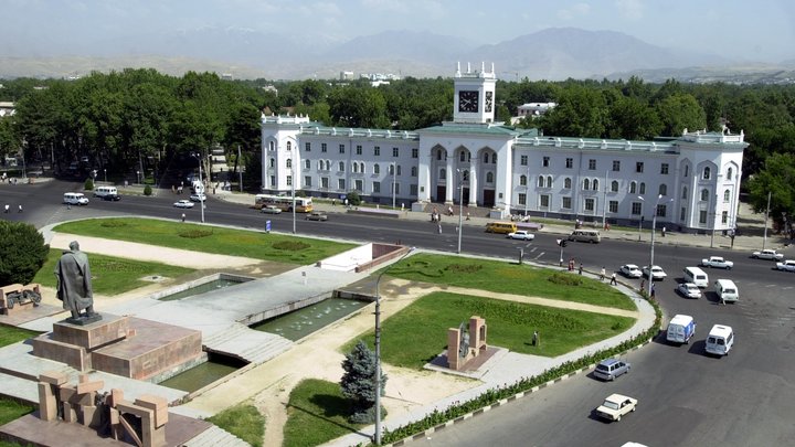 Вытаскивали и насиловали толпой: Депутат напомнил ревизорам из Таджикистана о постыдном