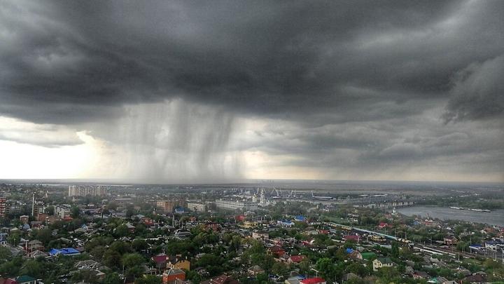 Штормовое предупреждение в Ростовской области 13 мая: ожидается резкое ухудшение погоды