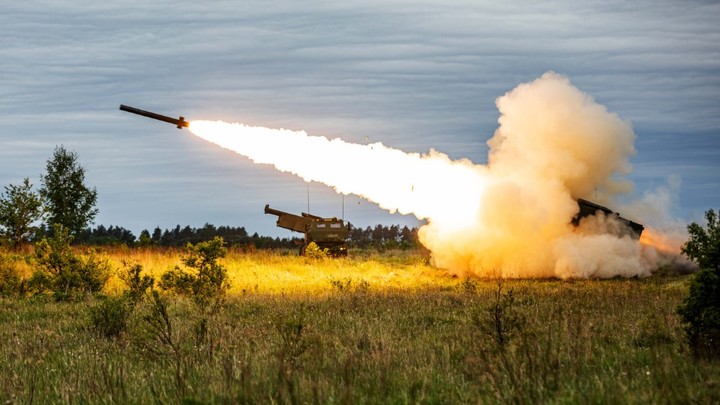Дроны, ракеты, миллионы патронов: Штаты готовят новый подарок для Киева
