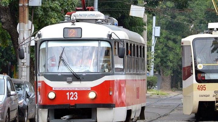 Извините за опоздание: в центре Краснодара с утра встал общественный транспорт
