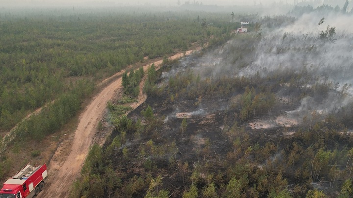 У границы России два дня тушат пожары. Токаев уже получил послание из Кремля