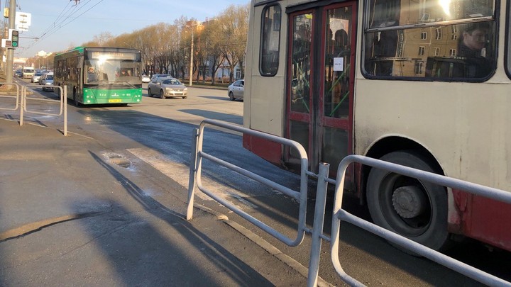 В Челябинске 21-24 апреля закроют движение транспорта на оживленном проспекте