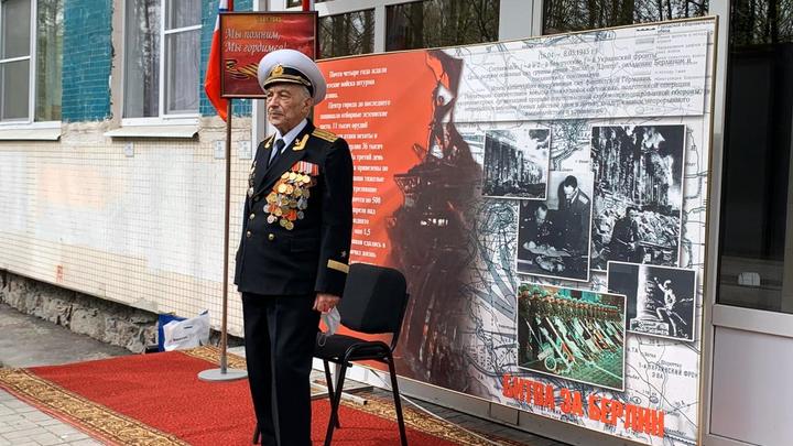 Личный Парад Победы для 101-летнего русского ветерана: Военные моряки сделали подарок герою