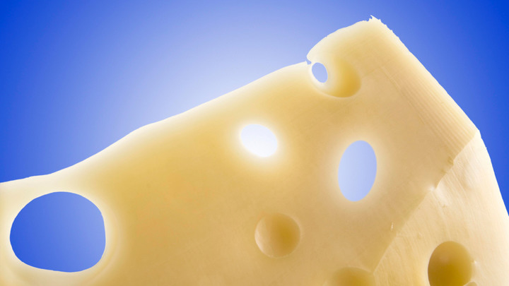 Масло за 1500, сыр за 2500: Эксперт предупредил, к чему ведёт война с фастфудом