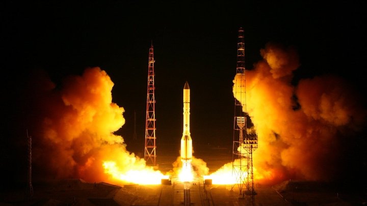 До чего Путин страну довёл: США заплатили России почти 4 млрд долларов за полёты в космос
