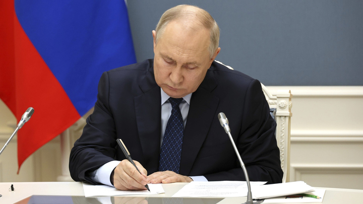 Китайцы восхитились реакцией Путина на контрнаступление ВСУ