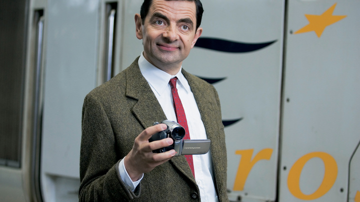 Русские нас бомбят: Мистер Бин заставил англичан бросить дома и сбежать