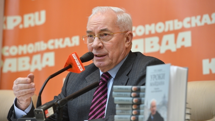 Нагнетание русофобии: Азаров объяснил, по чьей указке Киев принял решение о выходе из СНГ