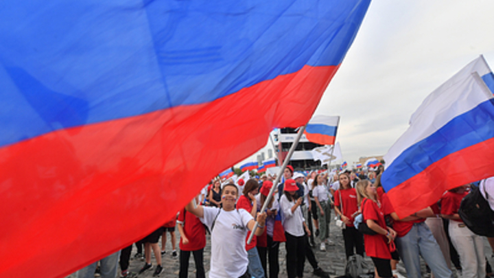 Обстрелами Запорожья Киев помогает региону вернуться в Россию — Рогов