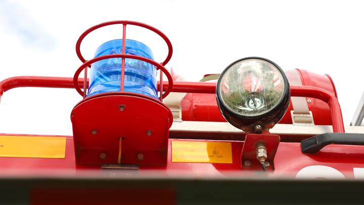 Как огромное здание в Подмосковье выгорело за три часа: Мина была заложена давно - корреспондент