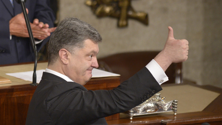 Порошенко заявил о возможности вето России на резолюцию о вводе миротворцев в Донбасс