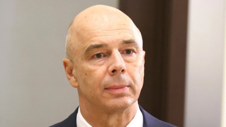 Если не покупать, то нормальные: Силуанов отшутился от беды с ценами в России