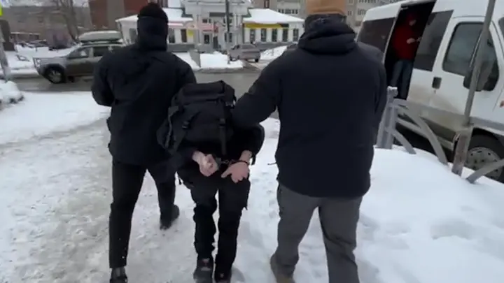 ФСБ показала видео с задержанием пособника украинских террористов