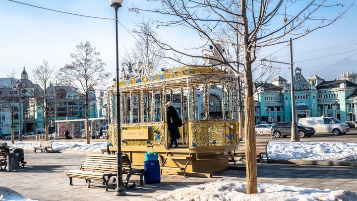 Самые заснеженные участки дорог Москвы назвал Дептранс: Их лучше объезжать во избежание коллапса