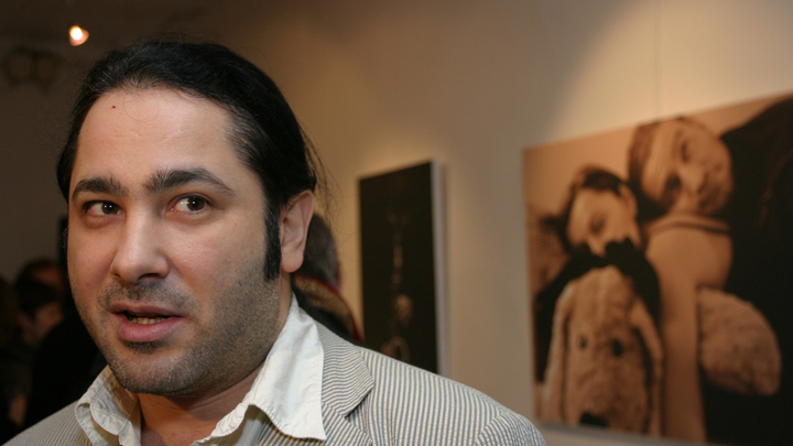 Сбежавшего из России в США певца настигла кара