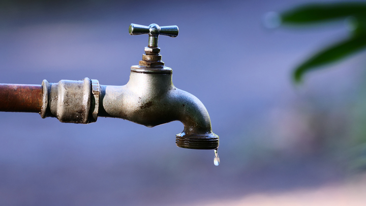 Получи, Путин!: Италия падает всё ниже, вводя новые запреты