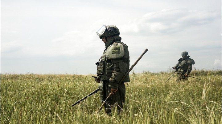 Русские сапёры разминировали Валуйки. Город вновь безопасен