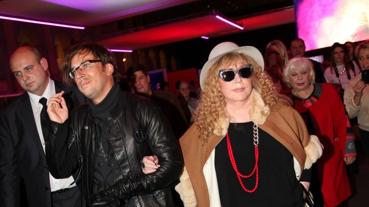 Галкина* и Пугачёву требуют лишить родительских прав: Лизу и Гарри вернут в Россию?