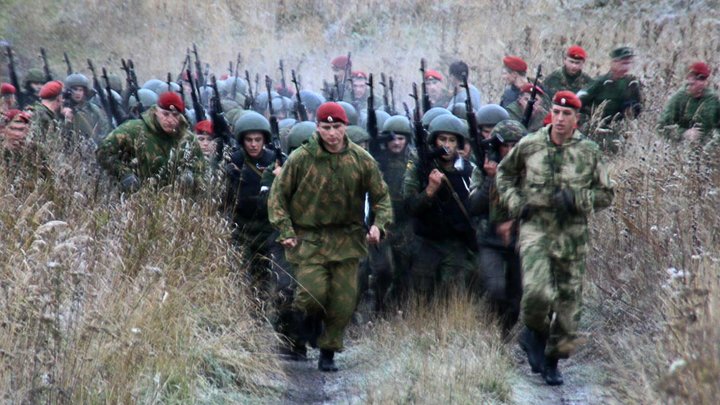 После фразы Не бывает сильных русских! к американцу вышел краповый берет