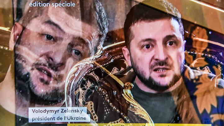 Русские ответили за плакат на телевидении: Получилось лучше, чем у Овсянниковой