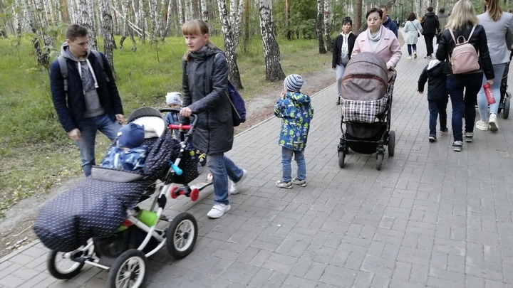 49 тыс. руб. в месяц. Сколько получат мамы за беременность и роды в Челябинске