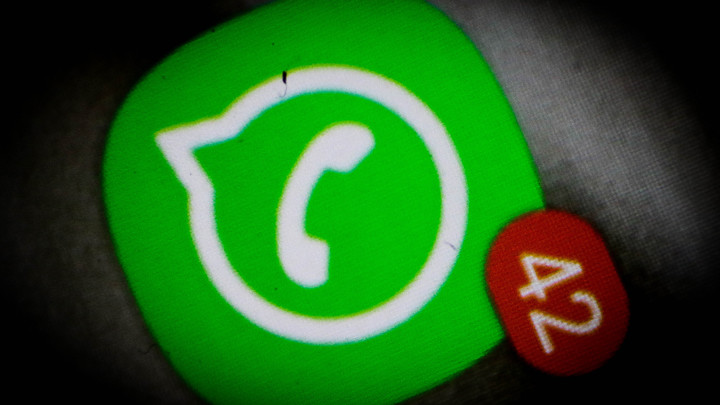 Депутат Горелкин допустил блокировку WhatsApp из-за расширения функций
