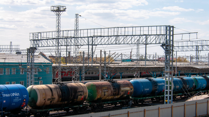 В Ульяновской области сошли с рельсов вагоны с газом и бензином