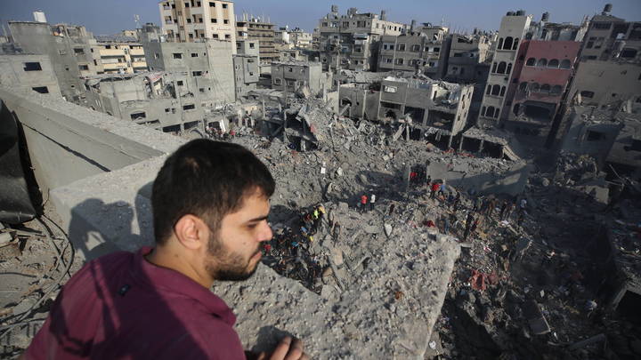 ЦАХАЛ: Израиль взял Газу в окружение