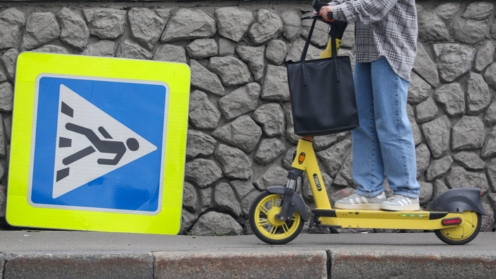 Петербург стал авангардом борьбы с дикими самокатчиками