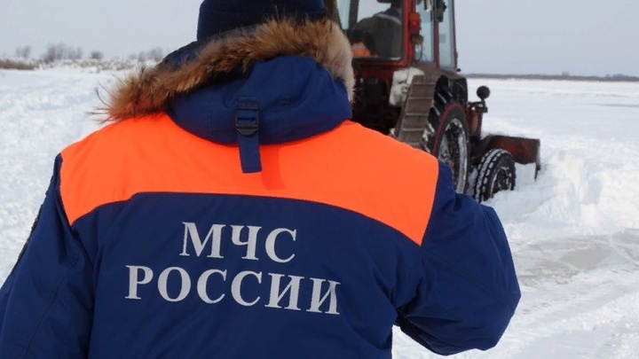 В одну из школ Самары приехали сотрудники МЧС